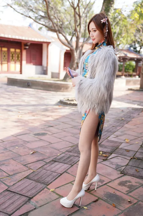 [Mzsock] NO.065 Su Xiaoli ultra short slit cheongsam high heels beautiful legs outdoor shot street photography#[102P]-46