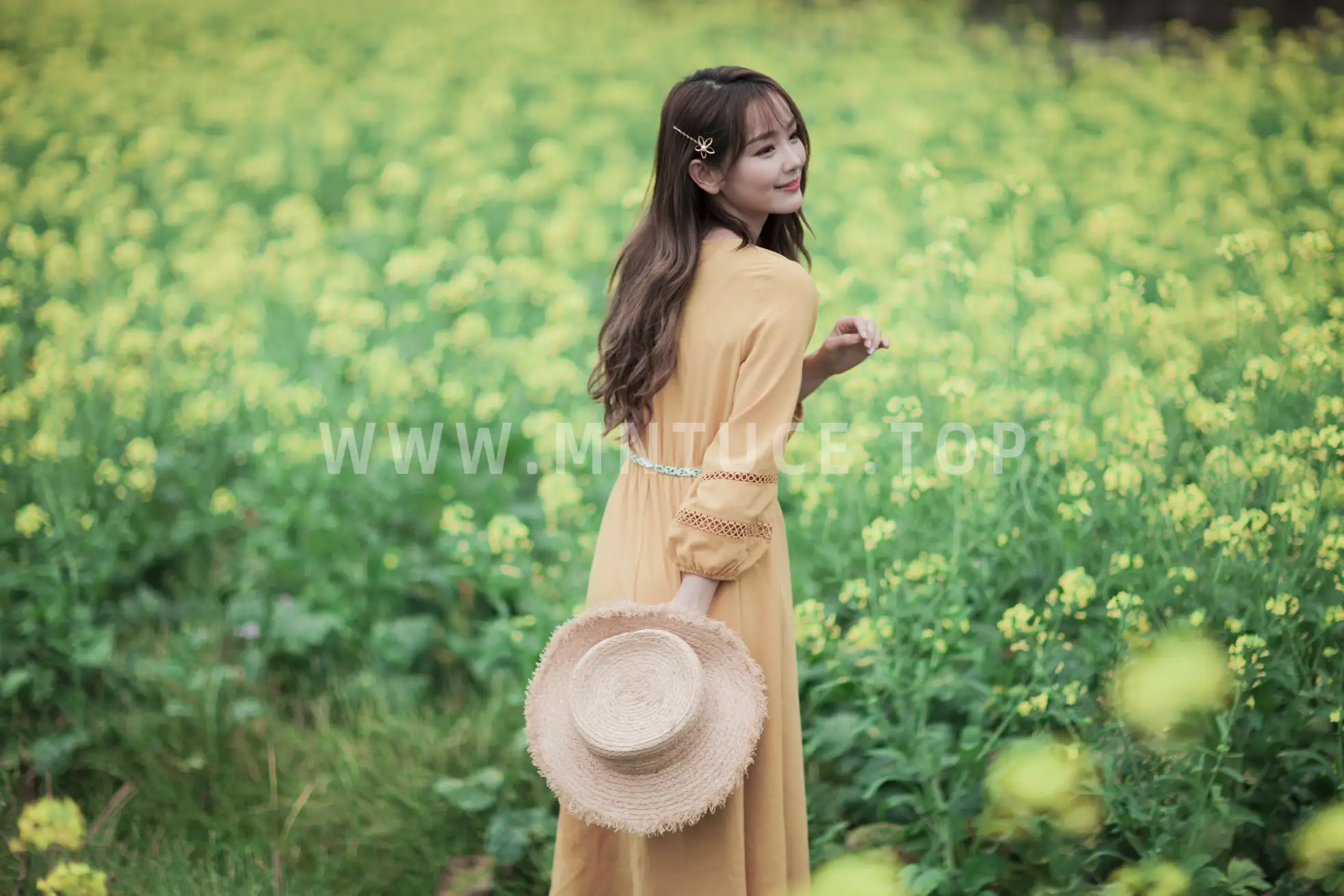 [YITUYU] 2021.09.13 Vol.289 – Happy Events in the Flower Field Danting#[22P]-18